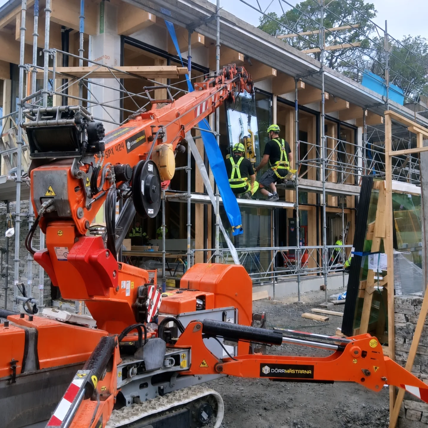 Montage och entreprenad